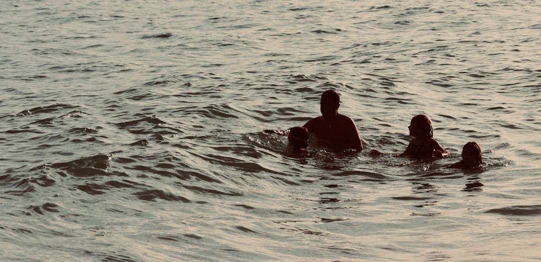 Make Waves Exploring Swimming as a Family Activity